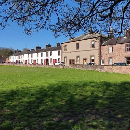 Holiday home Eden House *