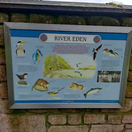 Eden House Holiday home *